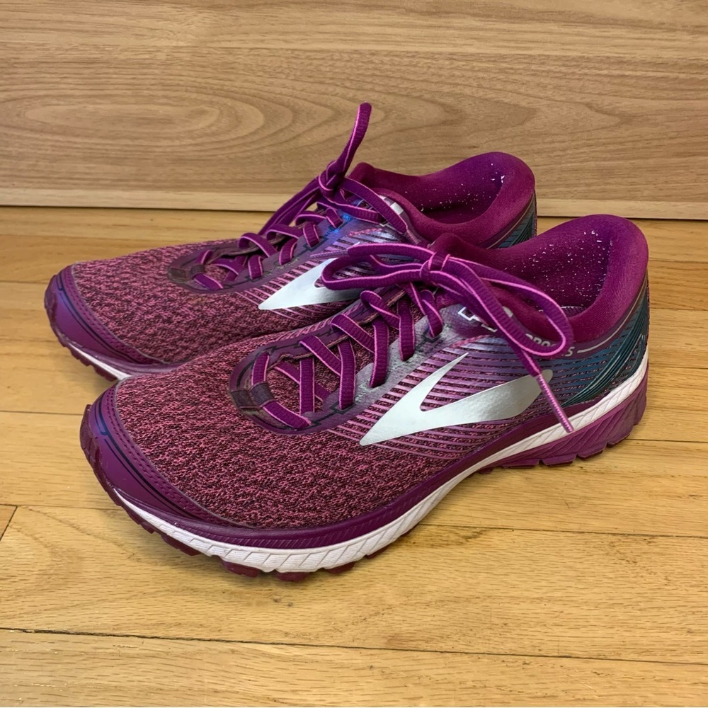 Brooks Women's Purple and Silver Running Sneakers